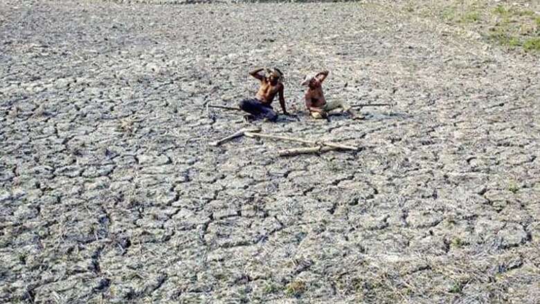 Worrying situation in drought-hit Telangana, Andhra Pradesh
