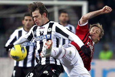 Milan move up to Serie A top after Udinese win