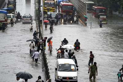 Maha, Guj Receive Unseasonal Rains Due to Low-pressure Area in Arabian Sea, Western Disturbance