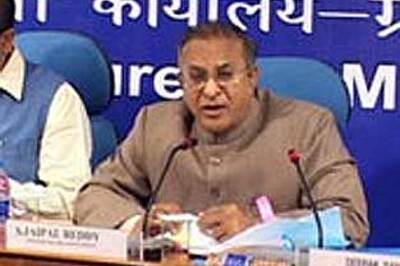 Minister seeks cheaper loans in housing sector