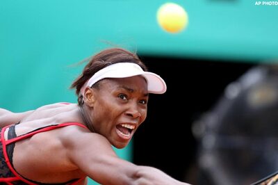 Venus Williams advances to 3rd round