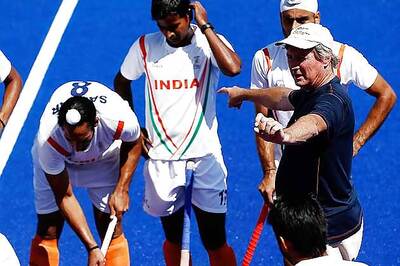 Nobbs vows to carry on as India's hockey coach