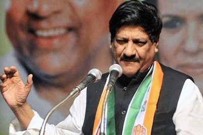 Put Money Into People's Pockets to Boost Economy, Ex-Maha CM Prithviraj Chavan Tells Centre
