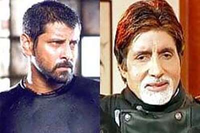 Big B teams up with Tamil star Vikram