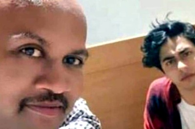 NCB 'Witness' in Viral Selfie With Aryan Khan Arrested in Pune in 2018 Fraud Case