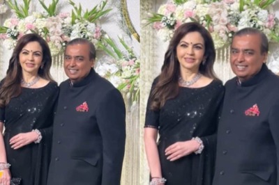 Mukesh Ambani and Nita Ambani Attend Aamir Khan's Daughter Ira Khan's Reception To Bless Her | Watch