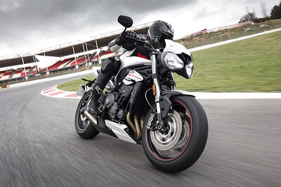 Triumph Street Triple RS Gets Two New Colour Options