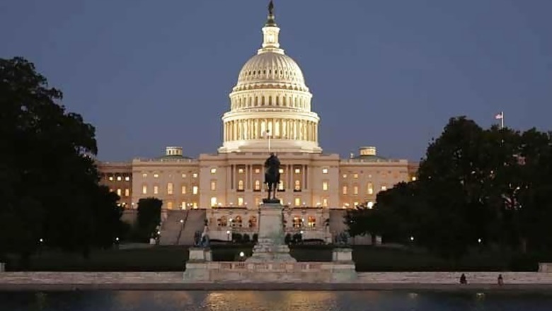 US: GOP demands lawmakers pay more for health care