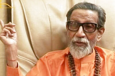 Pranab was a super power in UPA: Bal Thackeray