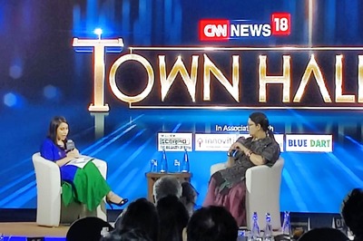 We Now Have a PM Who Wants Women to be Equal Partners in India's Growth, Says Smriti Irani at CNN-News18 Town Hall