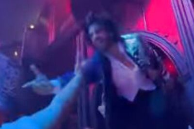 Ranveer Singh Grooves To Jooma Chumma In Karan Johar's 50th B'day Bash; Watch