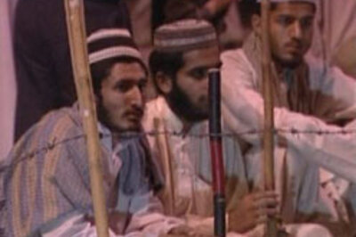 2 cops still held in Lal Masjid