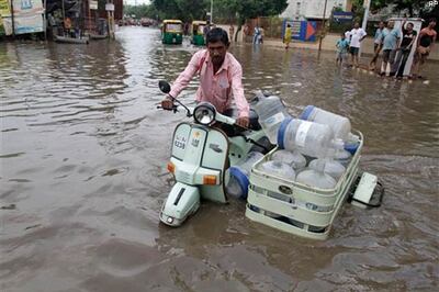 Monsoon fury leads to floods in many states