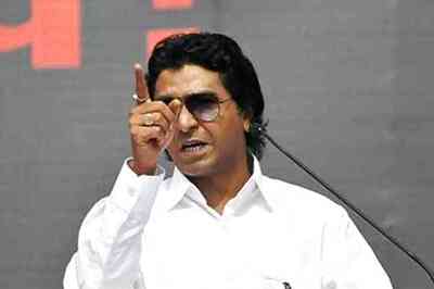 Court calls ATR on complaint against Raj Thackeray