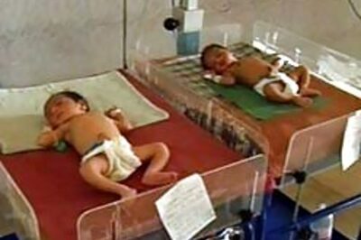 Two couples claim infant, agree on DNA testing