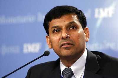 RBI Governor visits Kasturba school, hails Bihar government efforts