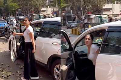 Sara Ali Khan Requests Paps To Not Click Her Photos, Says ‘Mat Karo’; Photos