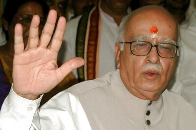 Lal Bahadur Shastri not Hostile to RSS, Often Consulted Golwalkar, Says Advani