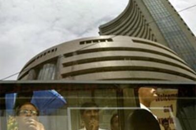 Mkts celebrate Fed rate cut: Sensex closes above 16K