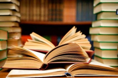 Kolkata Gets First of its Kind Boat Library, to Host Sessions on Book Launches, Music and More