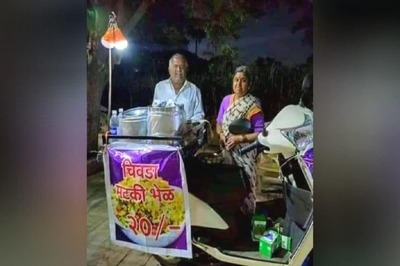 Social Media Bands Together to Help Elderly Couple in Pune Selling 'Matki Bhel'