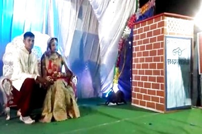 Newly-Wed Couple's Toilet 'Prem Katha' Plays on Reception Stage in MP