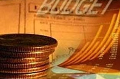 Govt promises substantial stimulus in next Budget