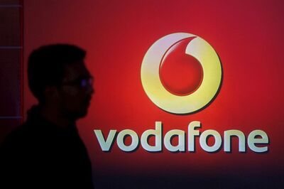 Supreme Court Refuses to Accept Vodafone's Proposal to Pay Rs 2,500 Crore by Today