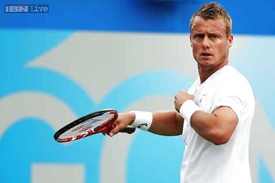 Lleyton Hewitt falls short of Roger Federer grass-court record