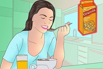 How to Eat While Breastfeeding