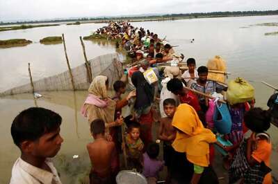 Bangladesh Warns Myanmar Over Border Amid Refugee Crisis