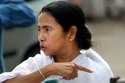 Mamata blames doctors for not diagnosing dengue properly