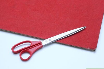 How to Make a Memo Board Out of Silk