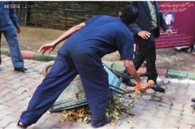 State governments should partner in 'Clean India' campaign: West Bengal Governor