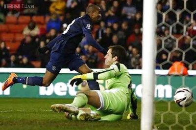 Manchester clubs kept apart in Cup semi-final draw