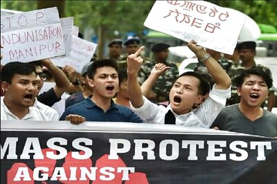 In Midnight Raid, 89 Students, 6 Teachers Arrested in Manipur University Following Complaint From Vice Chancellor