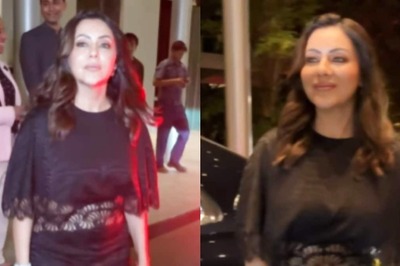 Gauri Khan Turns Heads In A Black Dress At An Award Show In Mumbai, Smiles Graciously For The Cameras | Watch