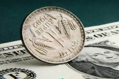 Rupee Falls 10 Paise To Close At 81.84 Against US Dollar