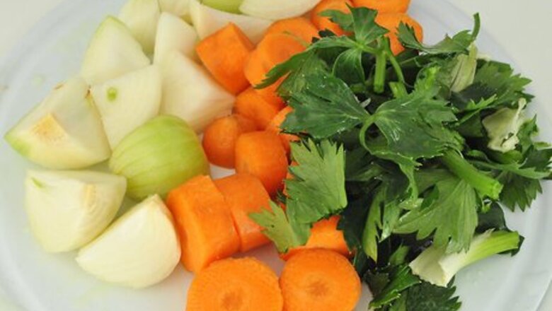 How to Make Vegetable Broth