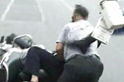 In Pics: Cops beat up Sikh protesters