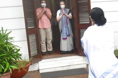 The 'Namaste' Says It All: Why Mamata's Meet With Sonia, Rahul Builds Oppn Hope for 2024