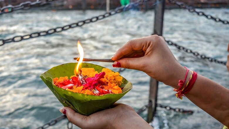 Today's Panchang, April 24, 2021: Check out Saturday's Shubh Muhurat, Rahu Kaal and Other Details