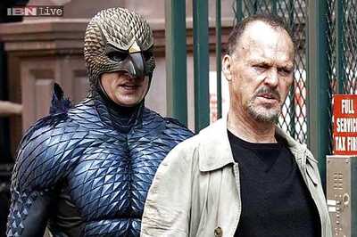 'Birdman' vs 'Boyhood' Oscar battle heats up after Spirit Awards