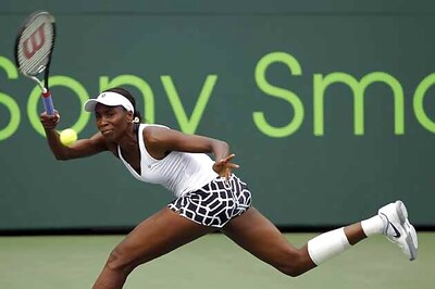 Venus Williams through to third round, Li handed walkover in Miami