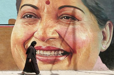 Jayalalithaa Being Treated by Singapore Physios, to be Discharged in Few Days