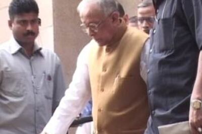 Difficult for Third Front to come to power: Jyoti Basu