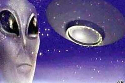 Aliens to land on Earth today?