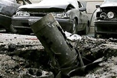 Car bombs hit Iraq, 15 killed