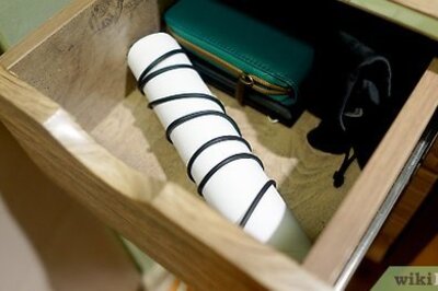 How to Organize Desk Cables