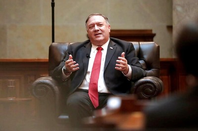 Pompeo Lifts 'Self-imposed Restrictions' on US-Taiwan Relationship